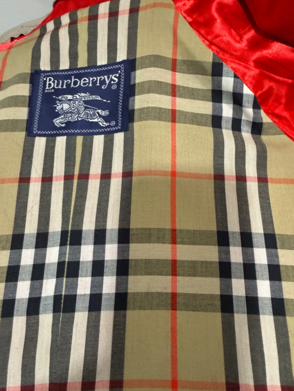 Vintage Burberrys' Prorsum Made in England Red Trench Coat liner - Picture 2 of 16